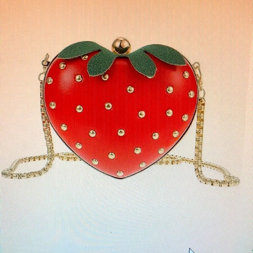 Two Bundled Heart Shaped Strawberry Purse Coin Purse Crossbody Chain Bags NWOT - Picture 2 of 8